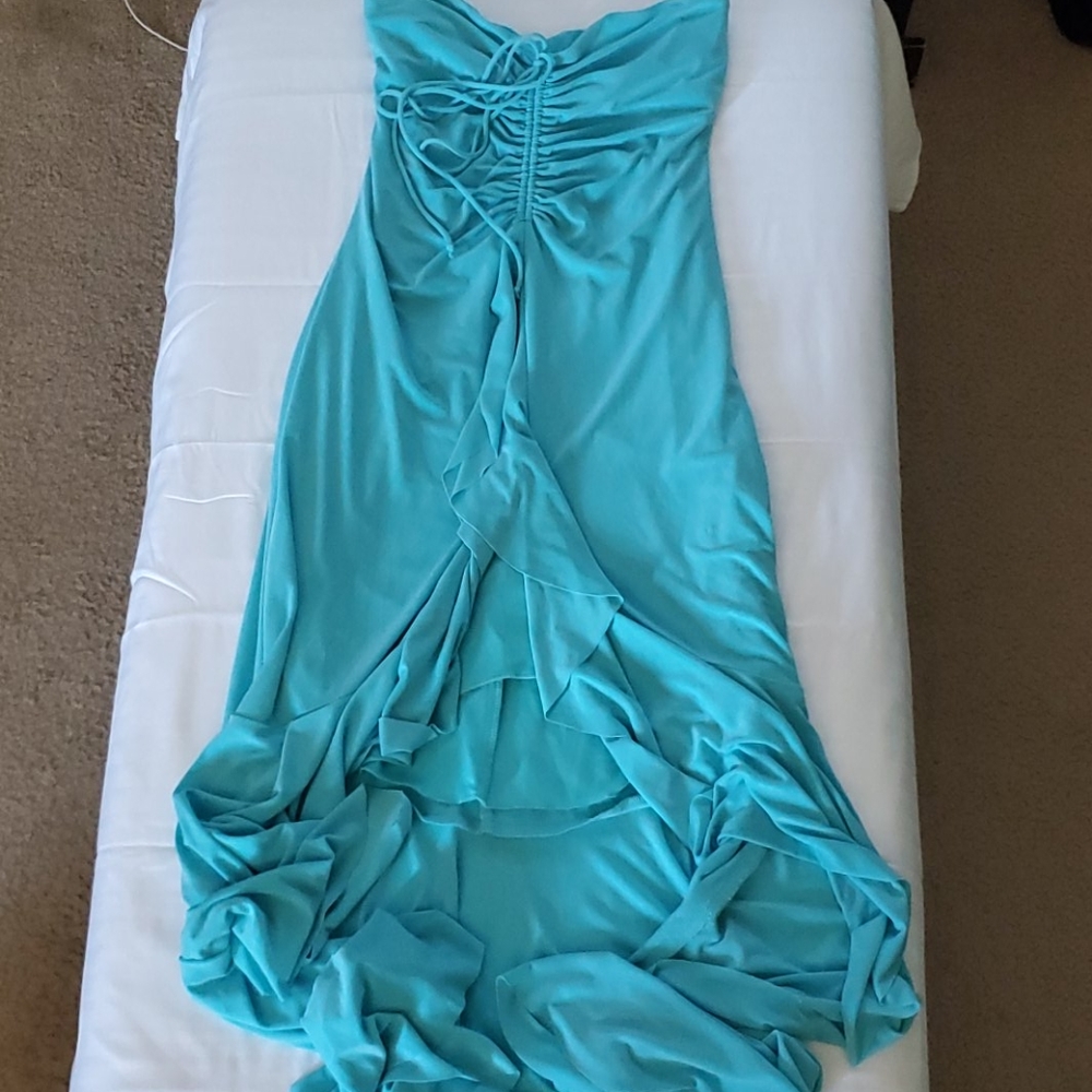 Women's dresses - Picture 4 of 4